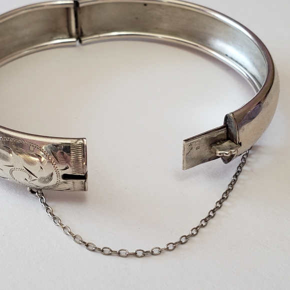 Vintage 1940s-'50s, Sterling silver floral etched bracelet. - Picture 10 of 12